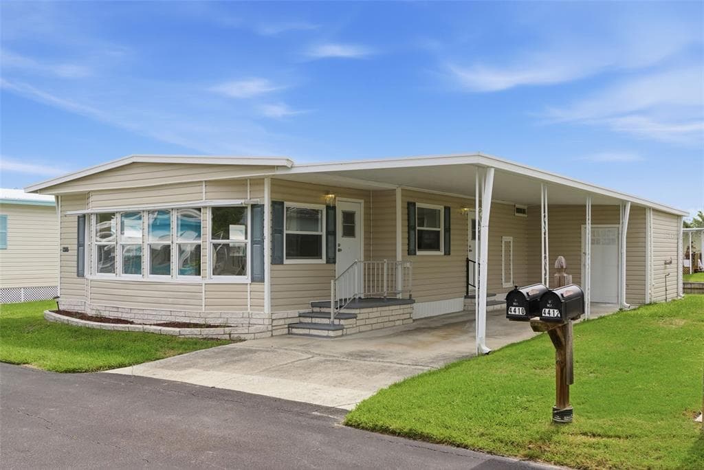 4410 TUCKER SQUARE NEW PORT RICHEY, FL 34652