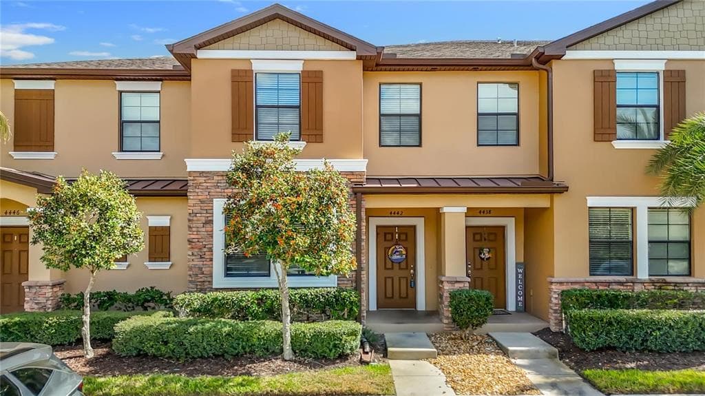 4442 FENNWOOD COURT WESLEY CHAPEL, FL 33543