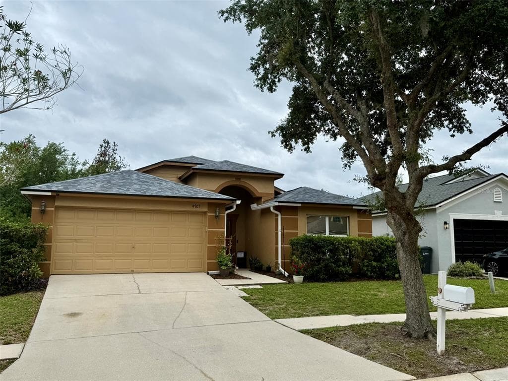 4707 RAMSHEAD DRIVE VALRICO, FL 33594
