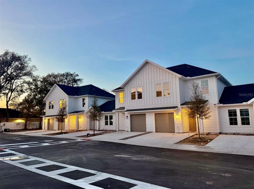 3812 FERN HOLLOW PLACE TAMPA, FL 33614