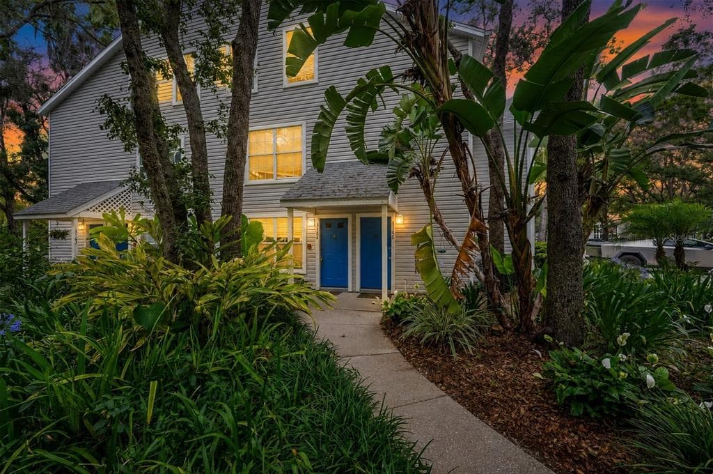 3164 VALLEY OAKS DRIVE UNIT 3164