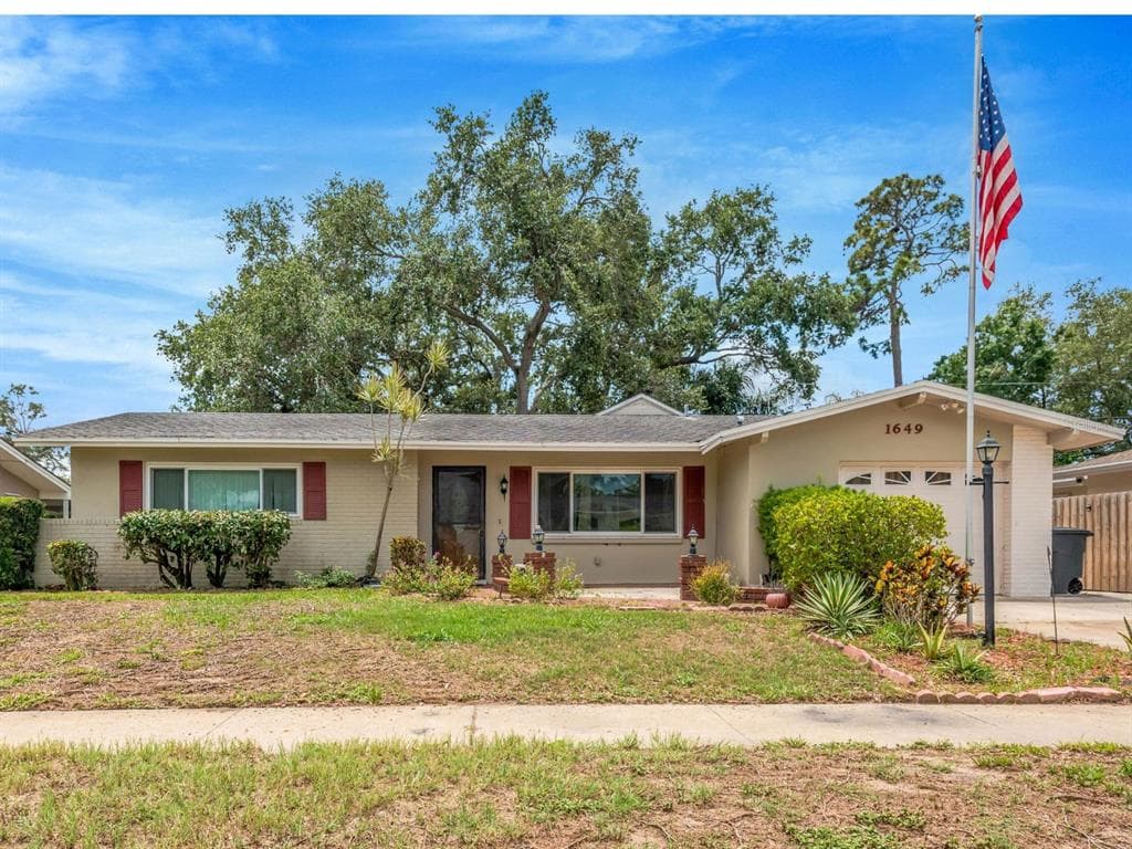 1649 ARBOR DRIVE CLEARWATER, FL 33756