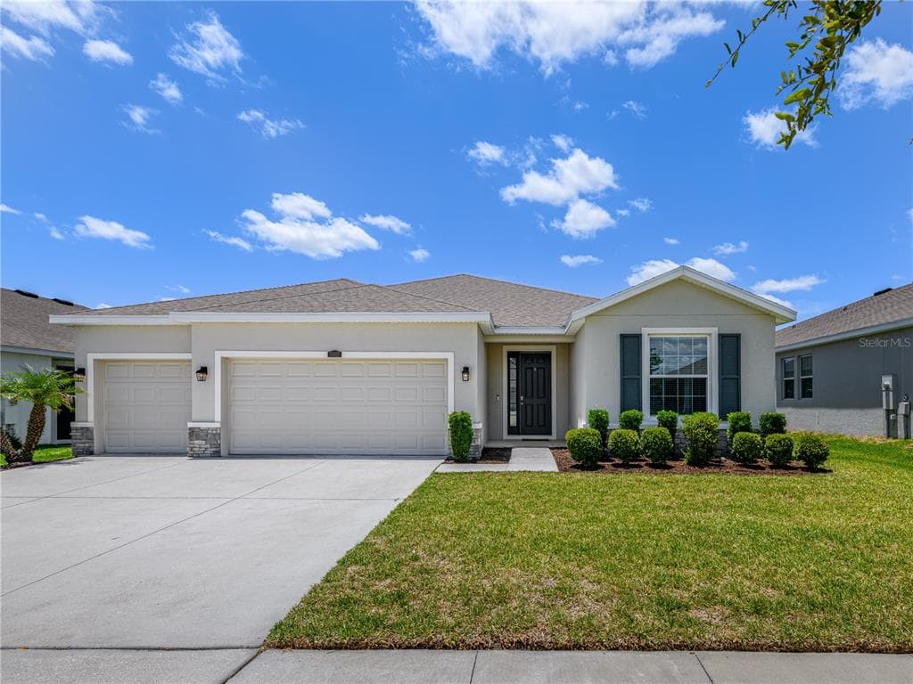35820 IRON REDDING COURT ZEPHYRHILLS, FL 33541