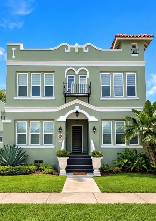 2014 JACKSON STREET N UNIT 2 ST PETERSBURG, FL 33704