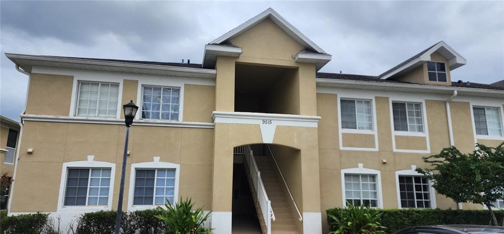 9515 GROVEDALE CIRCLE UNIT 101 RIVERVIEW, FL 33578