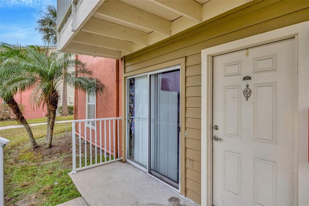 308 LAKE PARSONS GREEN UNIT 102 BRANDON, FL 33511