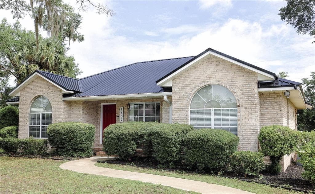 1302 MAYRA ROAD SW LIVE OAK, FL 32064