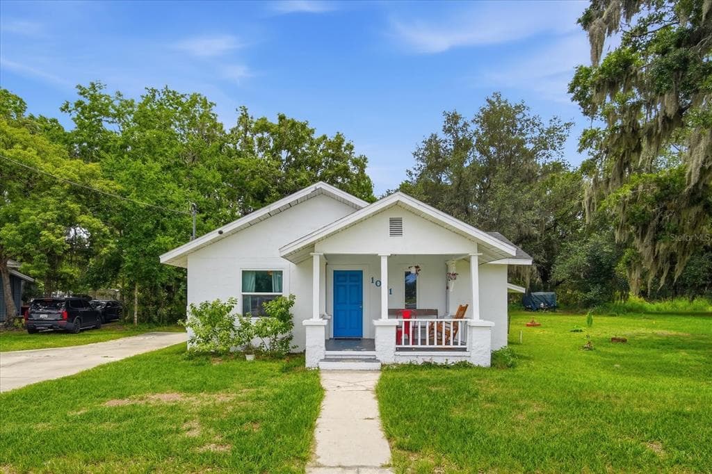 1001 E REYNOLDS STREET PLANT CITY, FL 33563