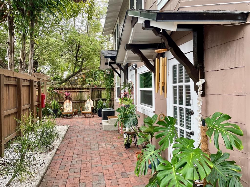 807 1/2 S FREMONT AVENUE UNIT Lower TAMPA, FL 33606