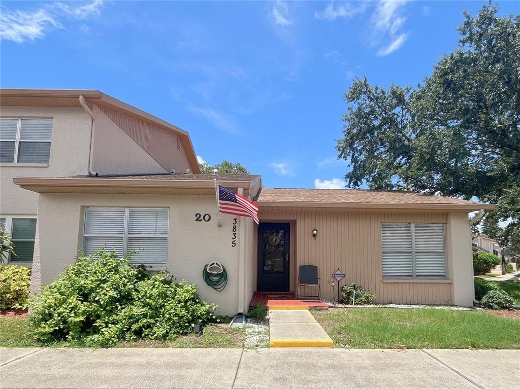 3835 SAILMAKER LANE HOLIDAY, FL 34691