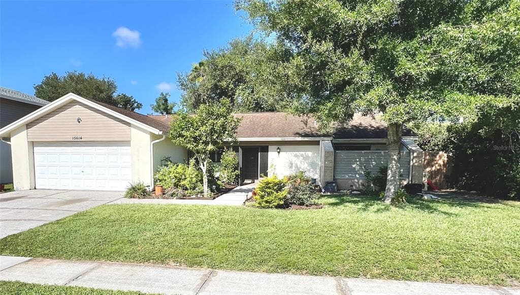 15614 FARNSWORTH LANE