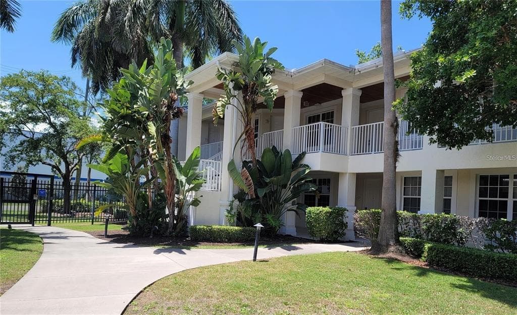 3506 54TH DRIVE W UNIT 107 BRADENTON, FL 34210