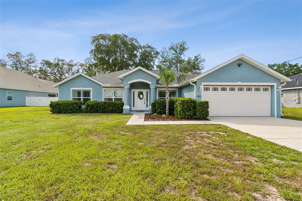 12025 PINE WARBLER AVENUE BROOKSVILLE, FL 34614