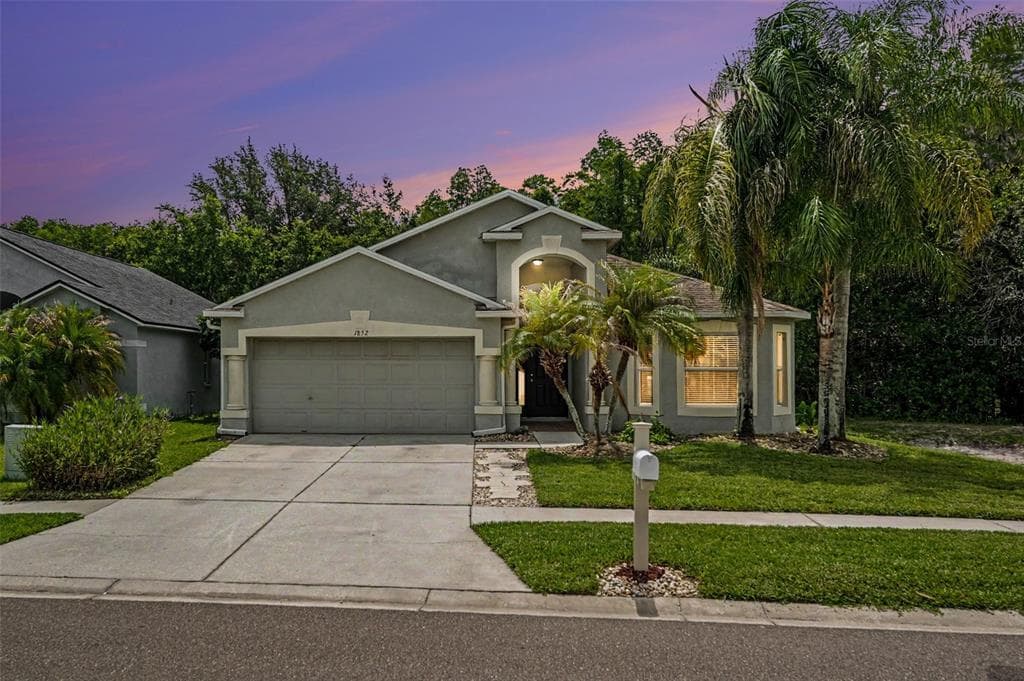 1852 BLANCHARD CT WESLEY CHAPEL, FL 33543