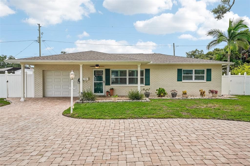 9725 48TH PLACE N ST PETERSBURG, FL 33708