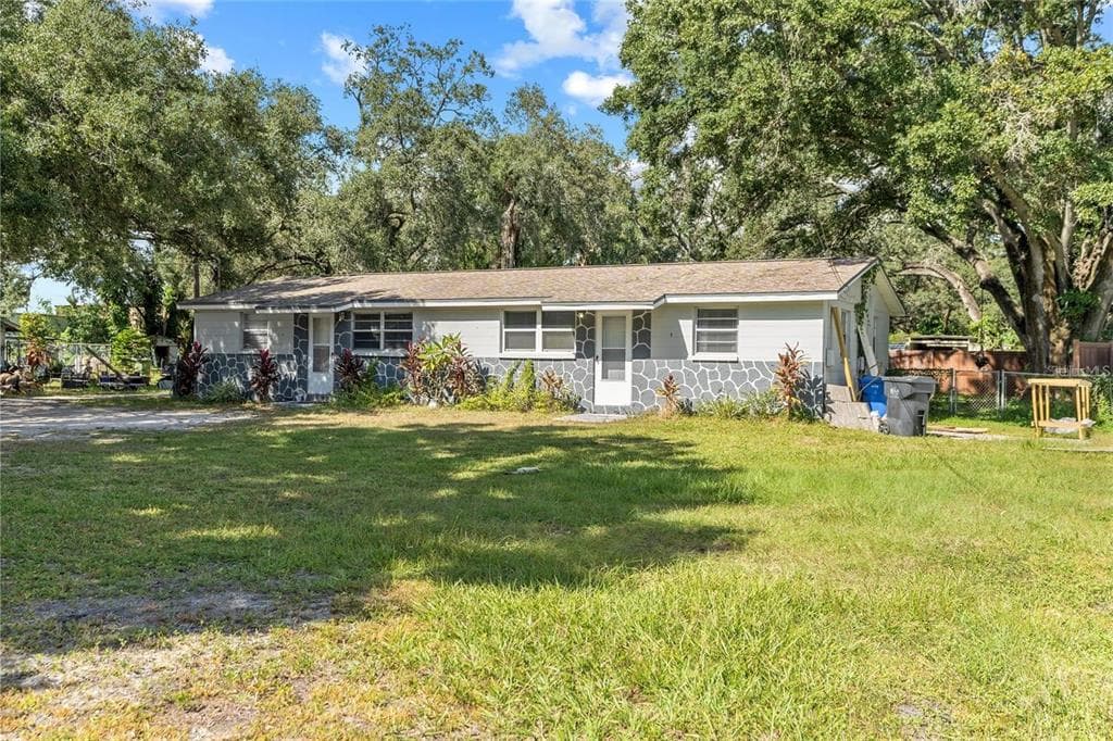 5012 12TH AVENUE S TAMPA, FL 33619