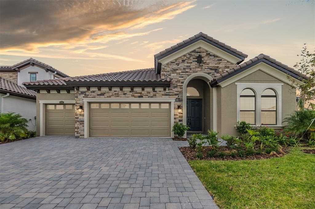10850 RUSTIC TIMBER LOOP SAN ANTONIO, FL 33576