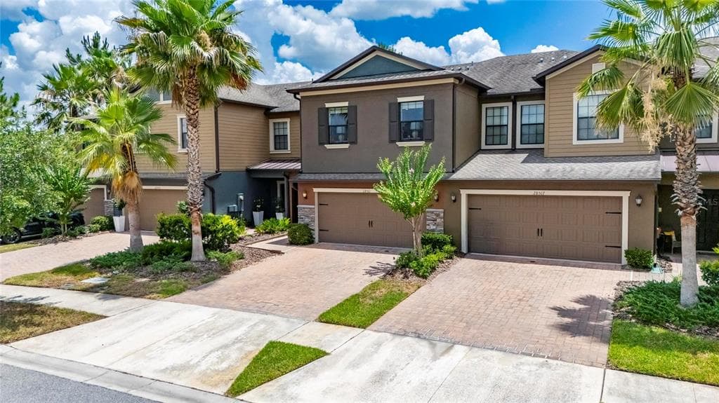 28511 PLEASANT BAY LOOP WESLEY CHAPEL, FL 33543