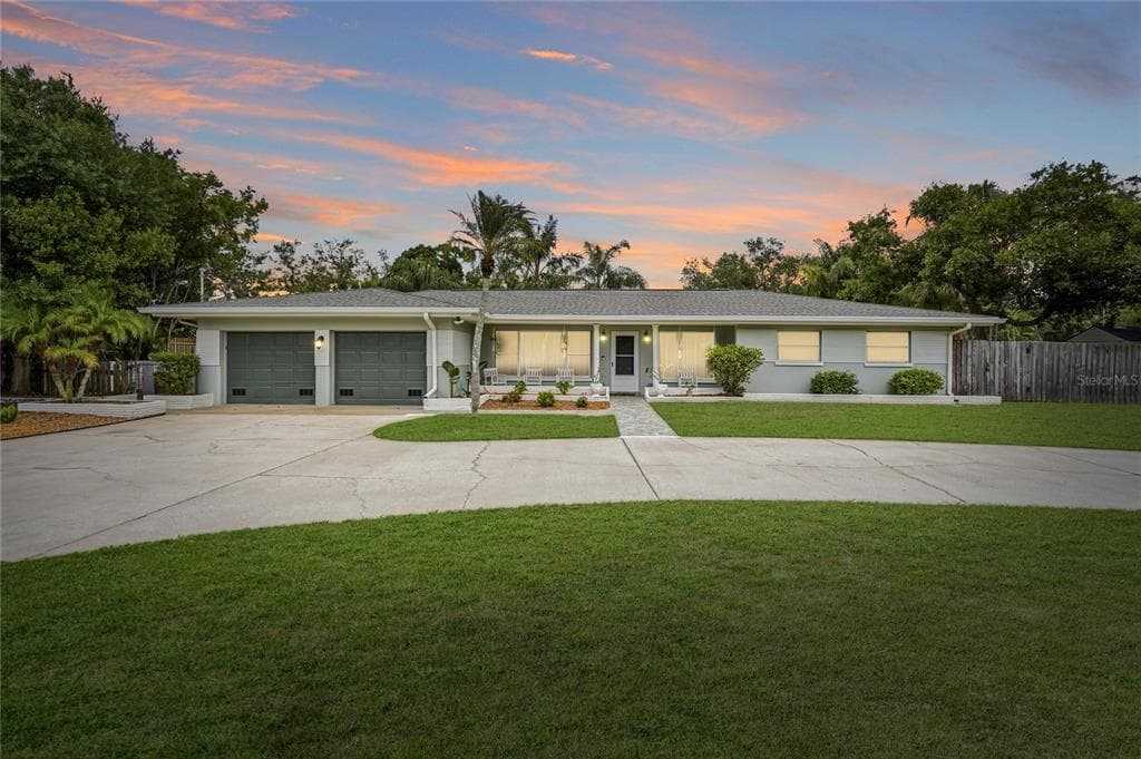 1207 S DUNCAN AVENUE CLEARWATER, FL 33756