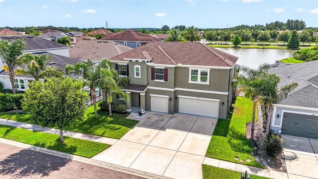 7109 BAY LAUREL COURT WESLEY CHAPEL, FL 33545