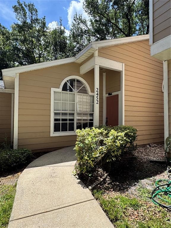 2452 BUSH TAIL COURT PALM HARBOR, FL 34683