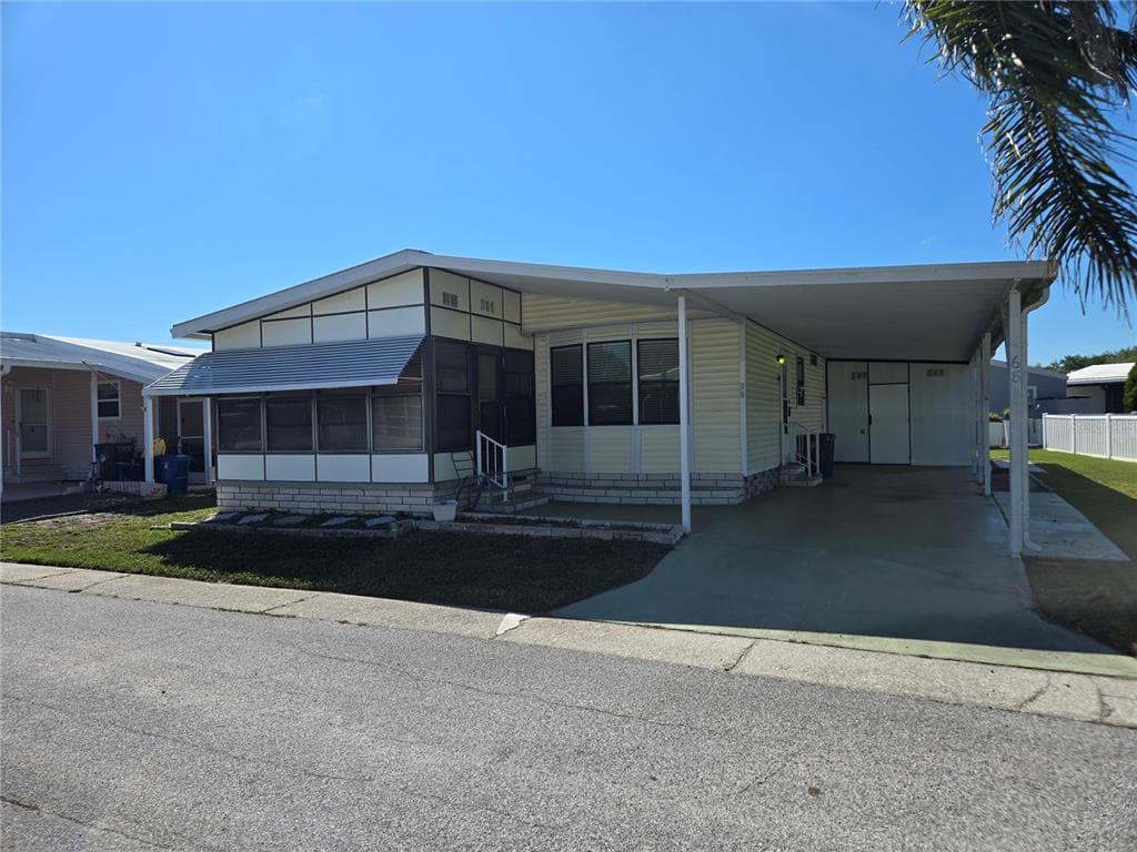 68 PELICAN DRIVE S OLDSMAR, FL 34677