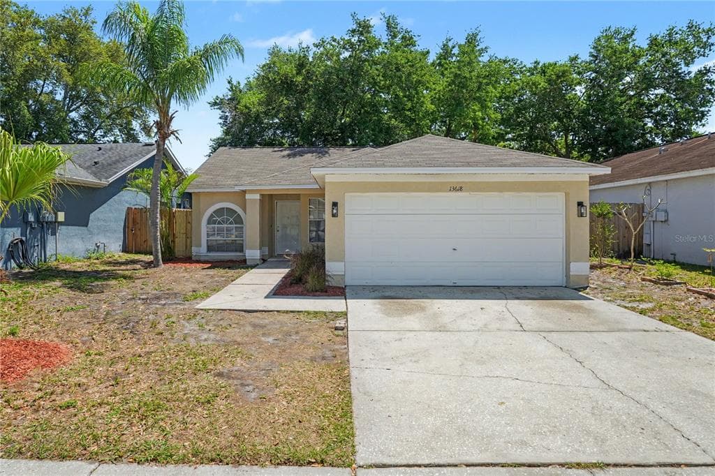 13618 LARAWAY DRIVE RIVERVIEW, FL 33579