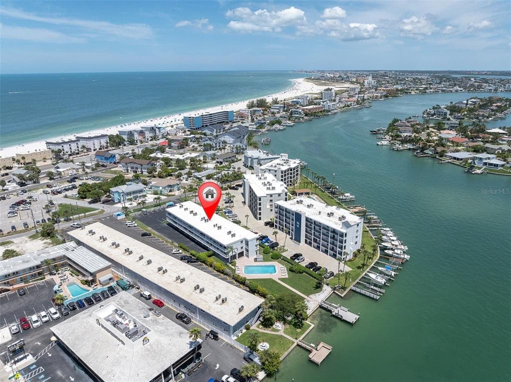 9755 HARRELL AVENUE UNIT 105 TREASURE ISLAND, FL 33706