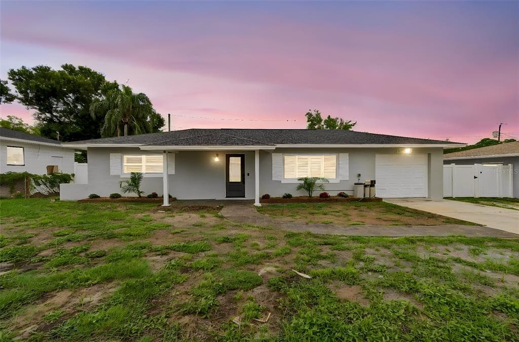 11490 59TH TERRACE SEMINOLE, FL 33772