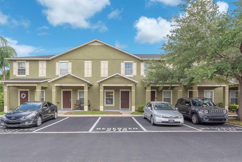 2719 LANTERN HILL AVENUE BRANDON, FL 33511