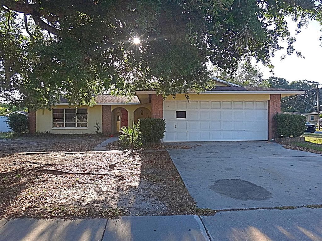 1913 KINGS HIGHWAY CLEARWATER, FL 33755
