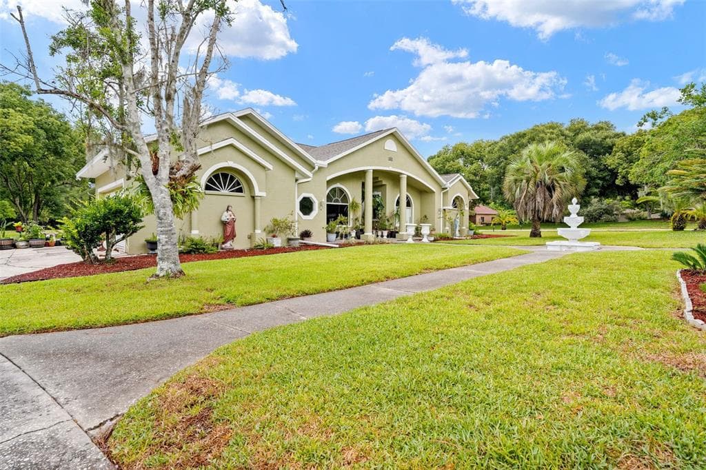 7393 ROYAL OAK DRIVE SPRING HILL, FL 34607