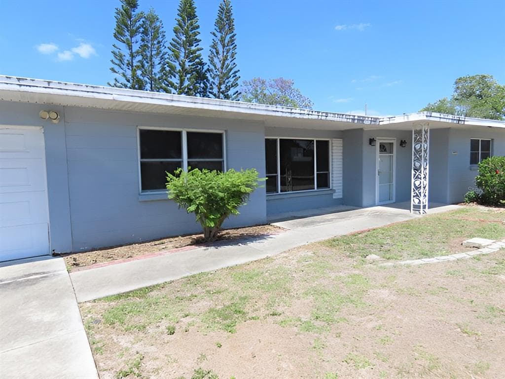 2447 FOSTER LANE SARASOTA, FL 34239