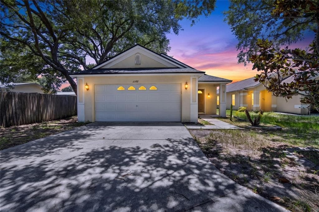 11102 ROBIN LAKE COURT RIVERVIEW, FL 33569