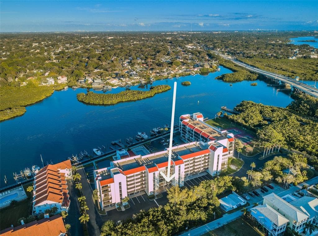 19111 VISTA BAY DRIVE UNIT 304 INDIAN SHORES, FL 33785