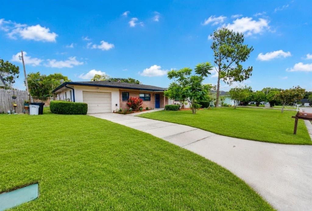 164 PINEWOOD AVENUE CLEARWATER, FL 33765