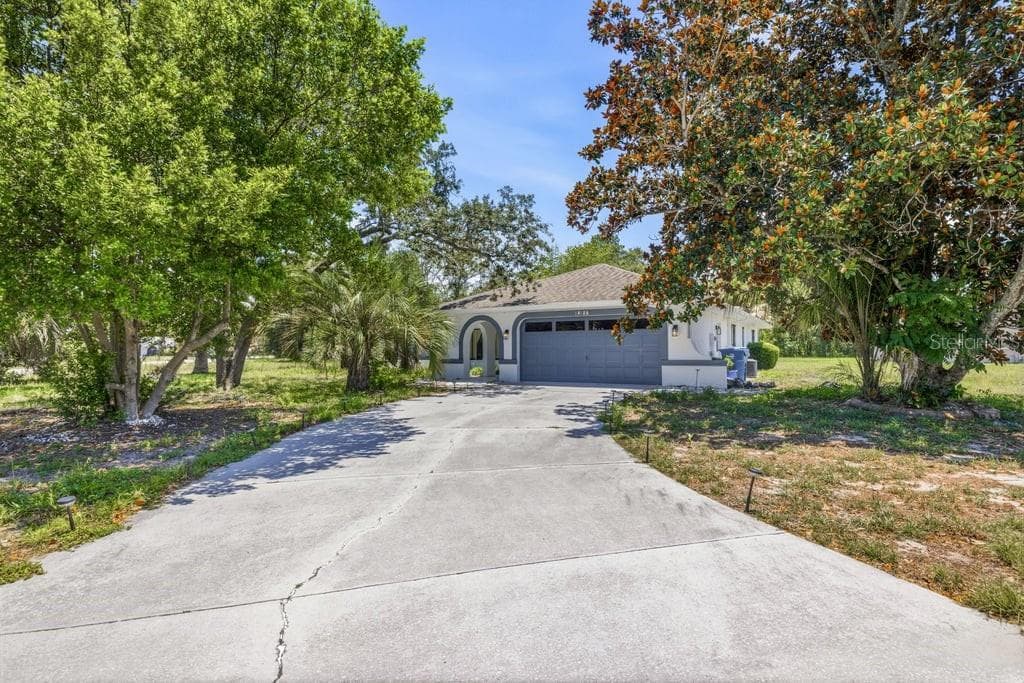 10186 SLEEPY WILLOW COURT SPRING HILL, FL 34608