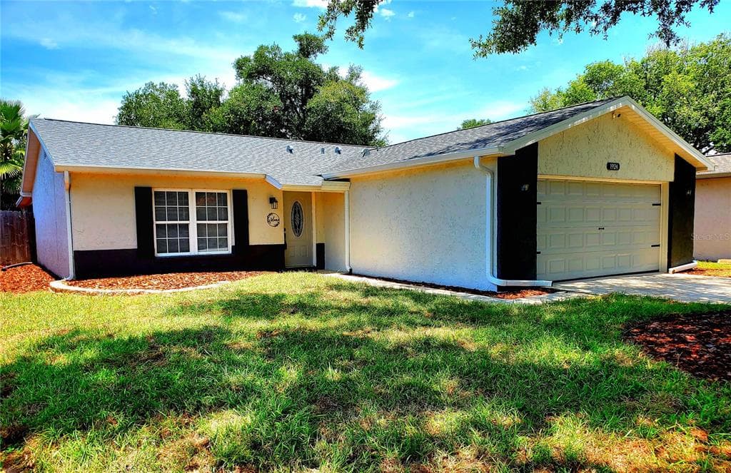 1924 MONTEGO COURT OLDSMAR, FL 34677