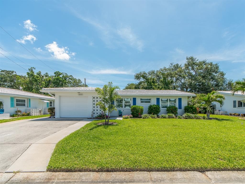 9259 142ND STREET SEMINOLE, FL 33776