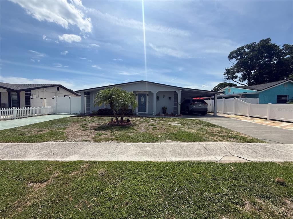 4808 SIERRA MADRE DRIVE TAMPA, FL 33634