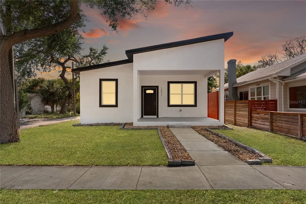1421 35TH STREET S ST PETERSBURG, FL 33711
