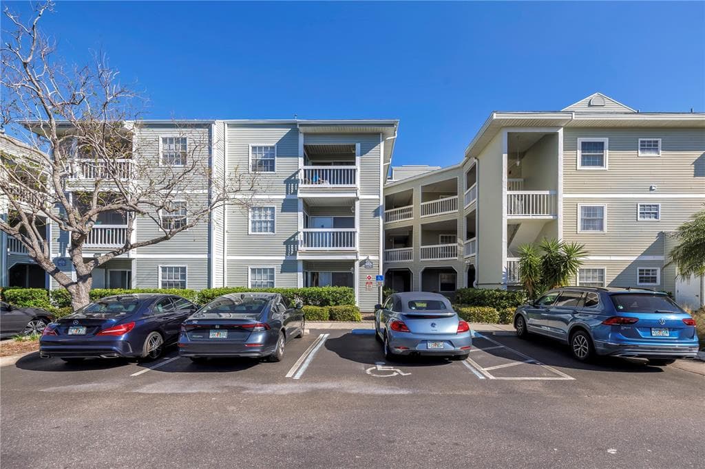 6826 STONES THROW CIRCLE N UNIT 11108 ST PETERSBURG, FL 33710
