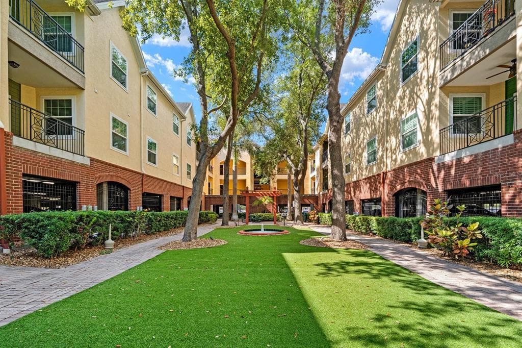 2010 E PALM AVENUE UNIT 14317 TAMPA, FL 33605