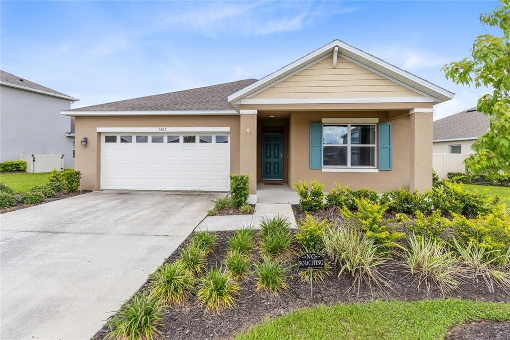 5207 MAHOGANY DRIVE MOUNT DORA, FL 32757