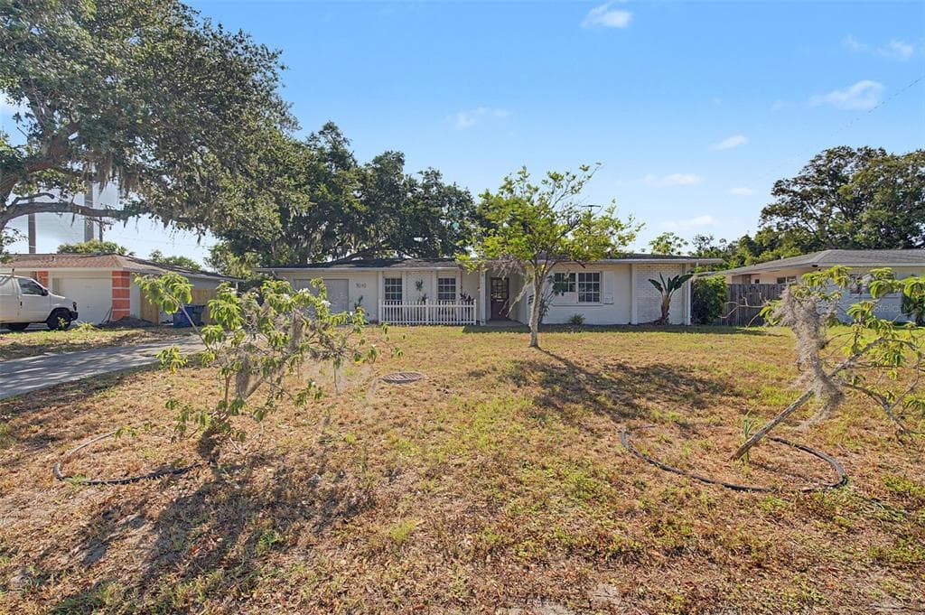4113 PRUDENCE DRIVE SARASOTA, FL 34235