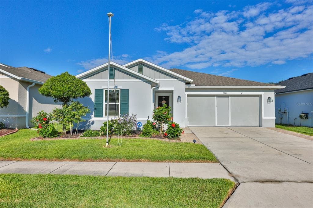 7640 MUSCOVY DRIVE LAKELAND, FL 33810