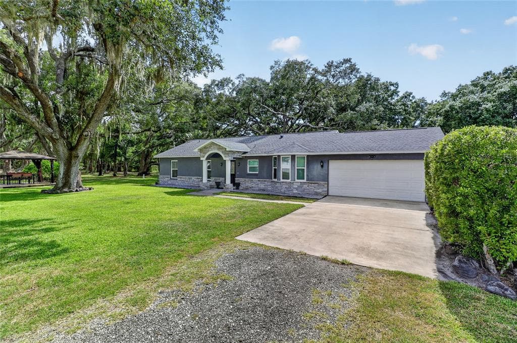 7608 COPELAND ROAD