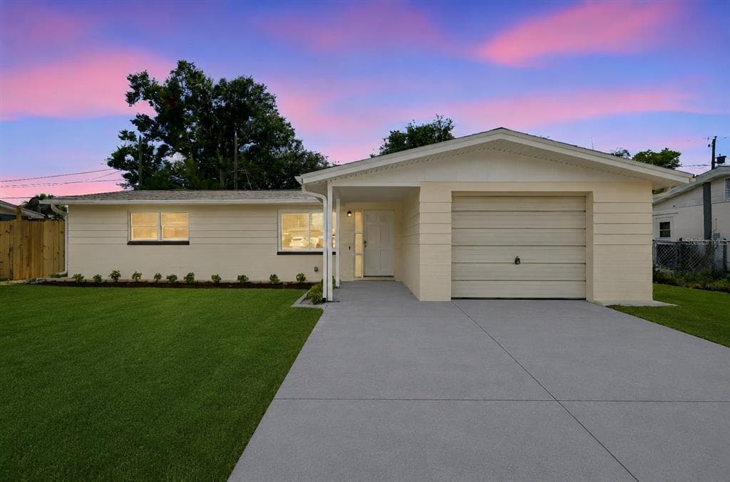 1039 CLAIRBORNE STREET HOLIDAY, FL 34690