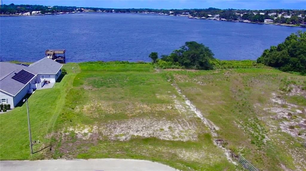 466 SUNSET POINTE DRIVE LAKE PLACID, FL 33852