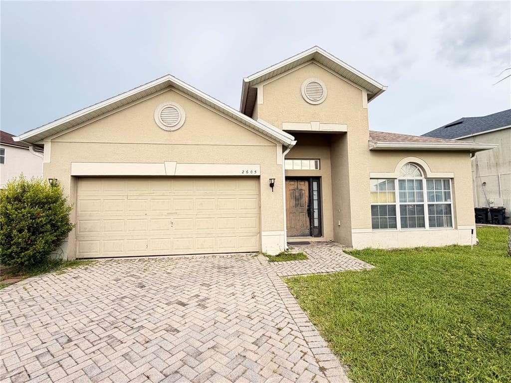 2605 EAGLE CLIFF DRIVE KISSIMMEE, FL 34746